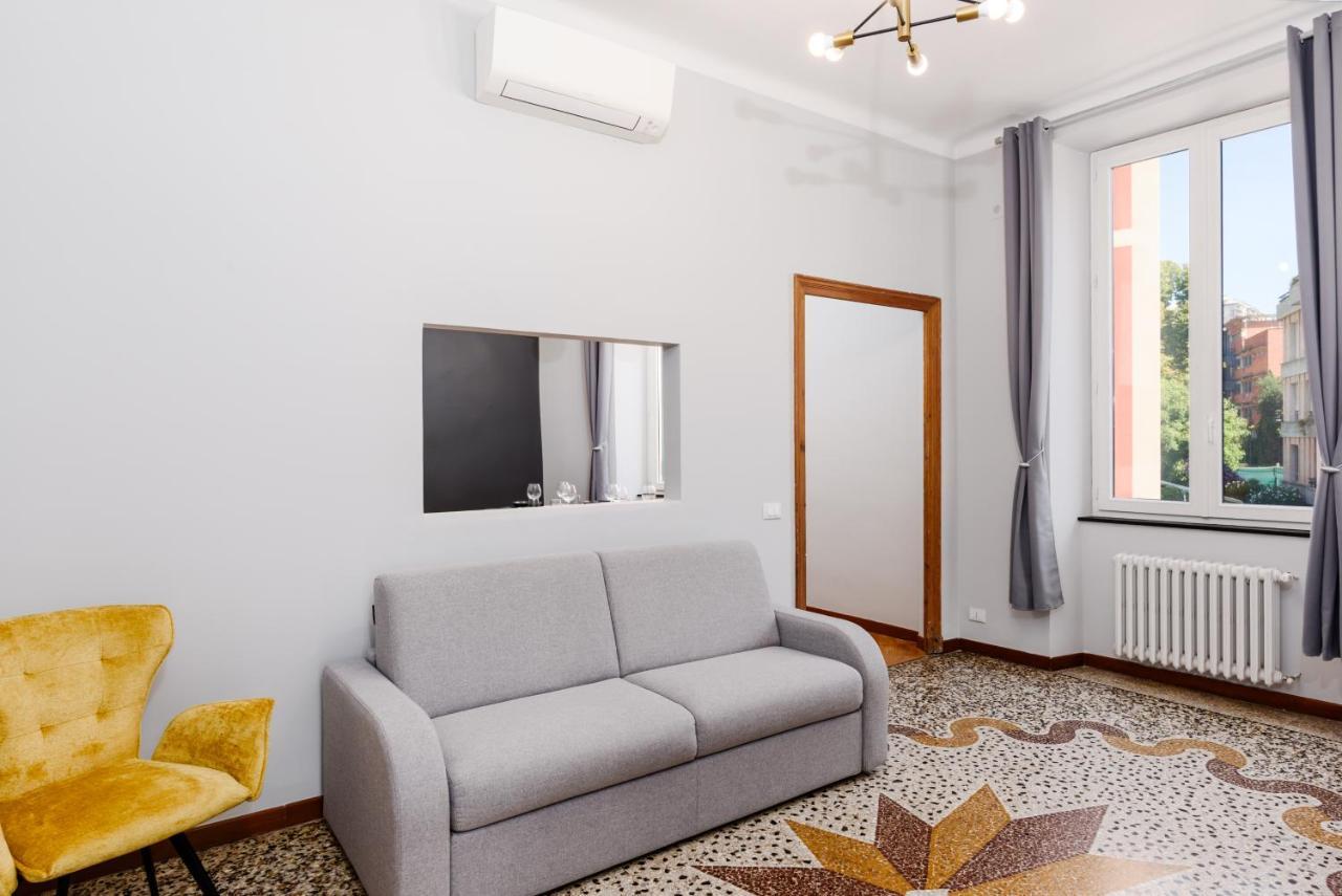 Esclusivo 130 Mq + Terrazzo Via San Vincenzo Apartment Genoa Exterior photo